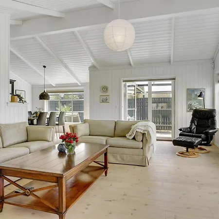 Antti - 350m From The Sea By Interhome *